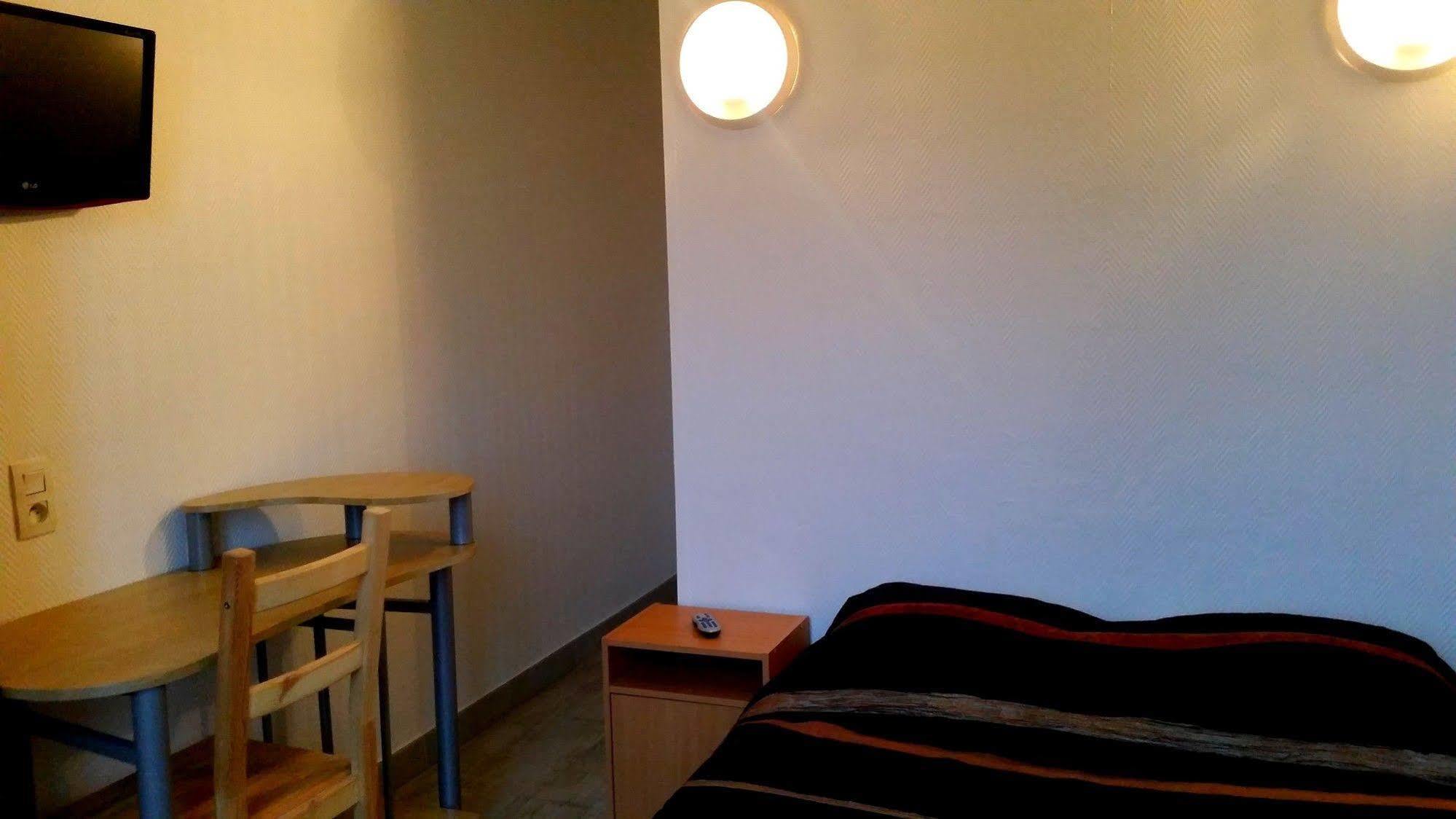 וילאורבן Hotel D'Alsace מראה חיצוני תמונה