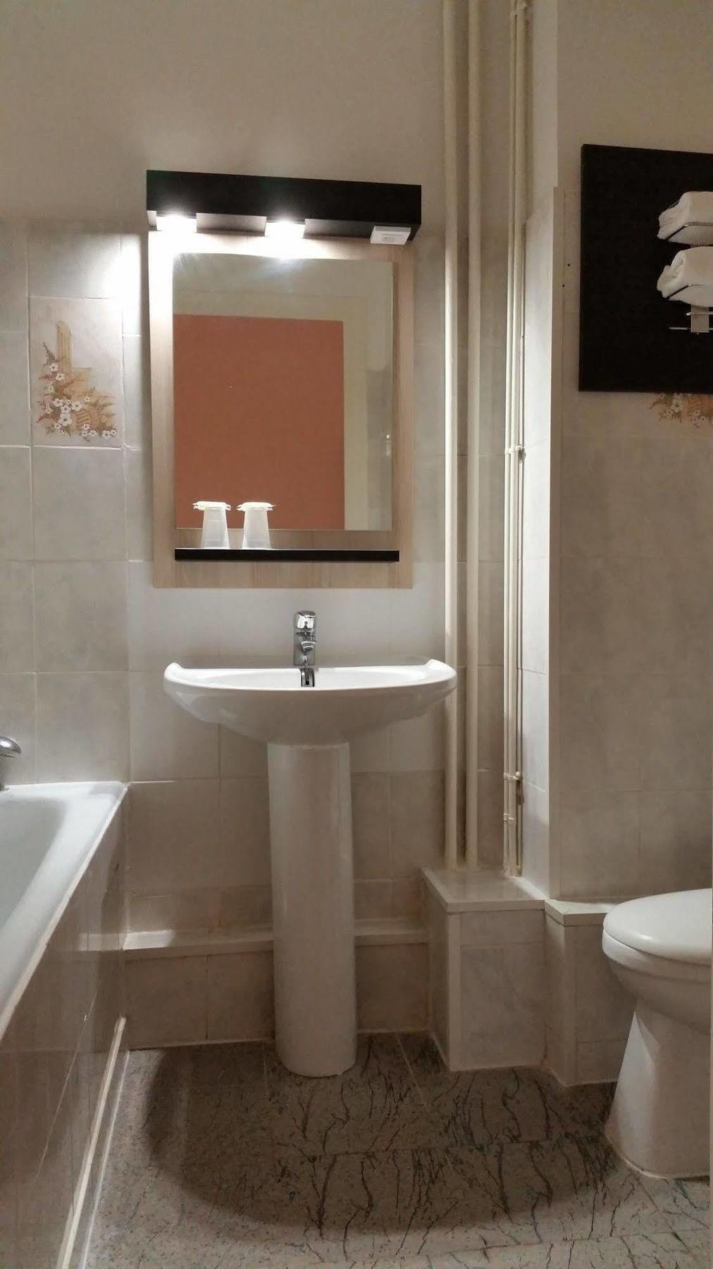 וילאורבן Hotel D'Alsace מראה חיצוני תמונה