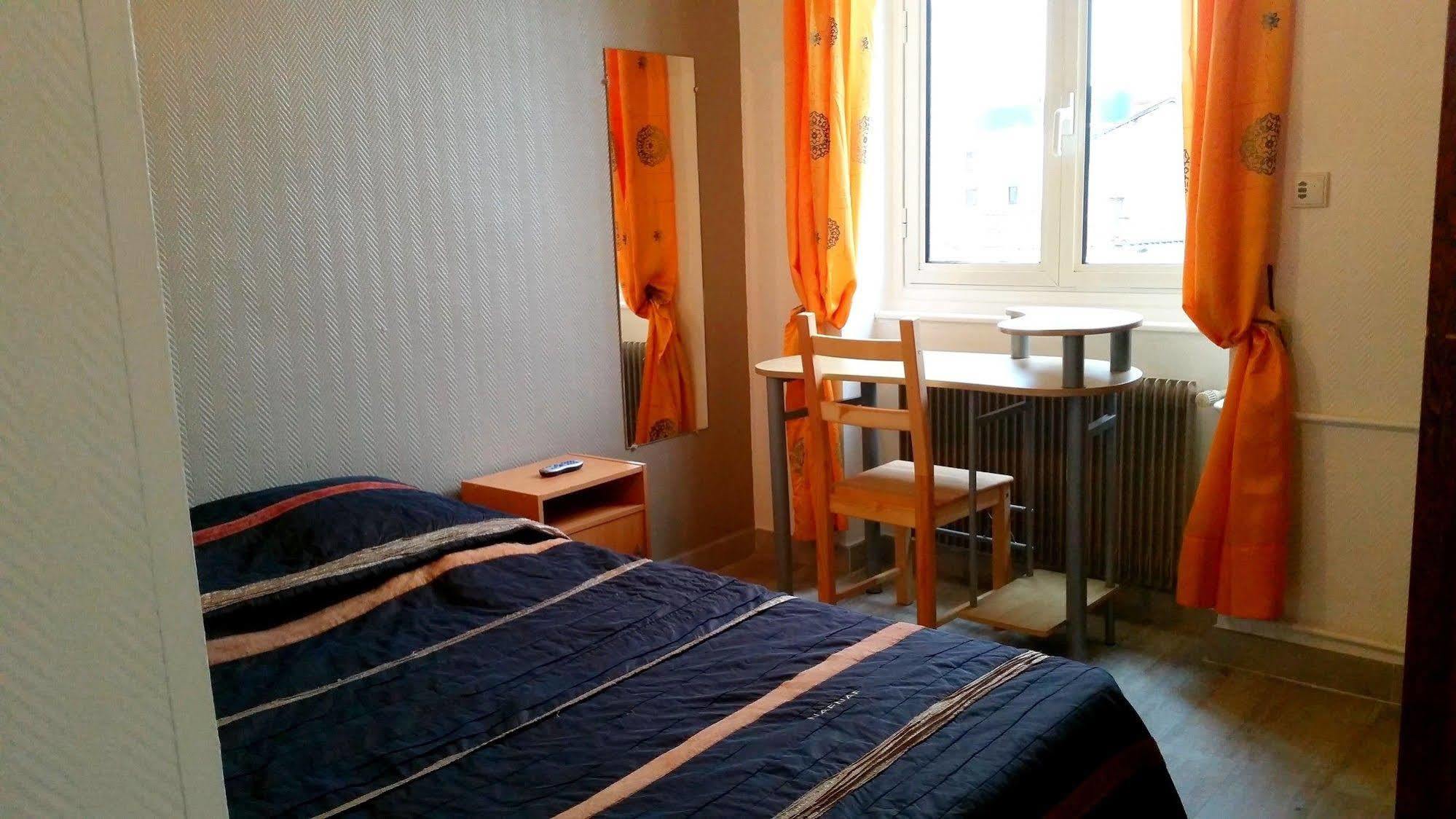 וילאורבן Hotel D'Alsace מראה חיצוני תמונה